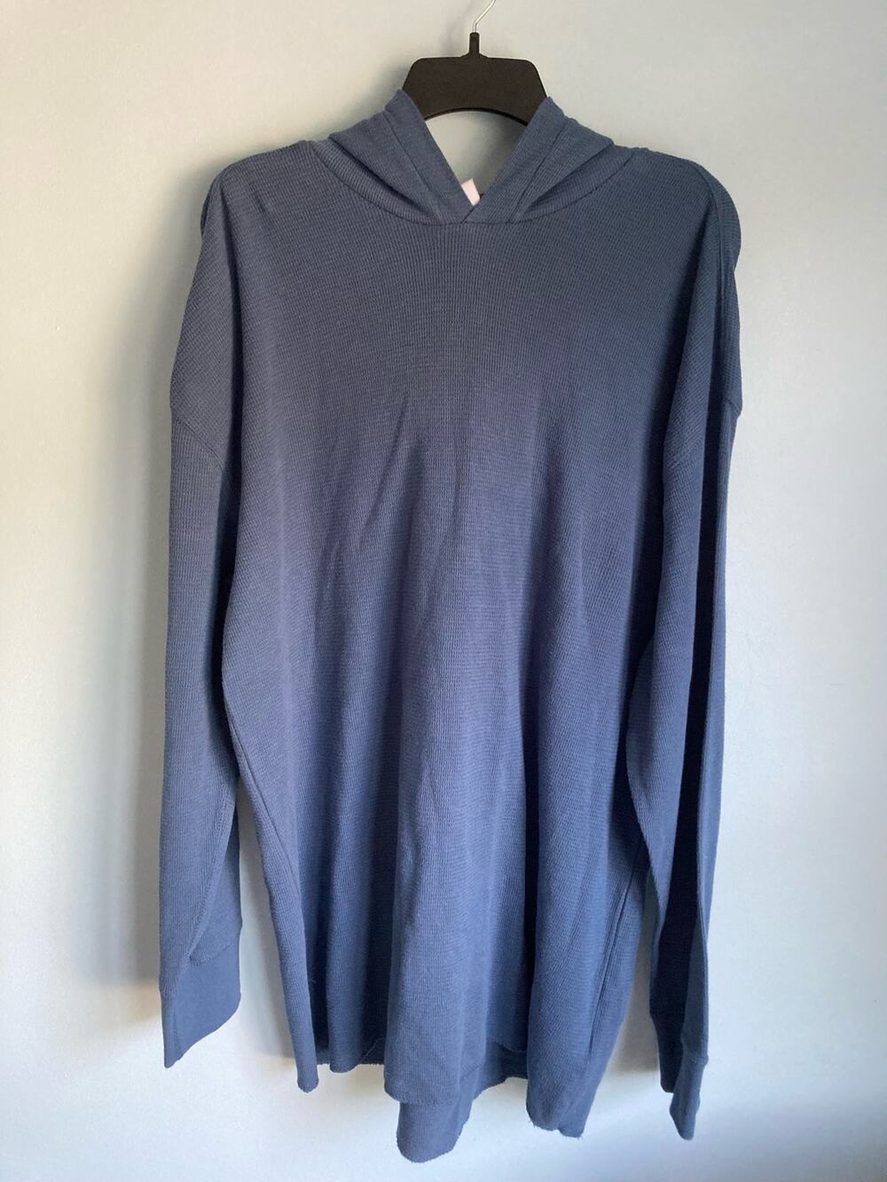 Urban Outfitters Men's Pullover Hooded Sweater Blue Large NWT